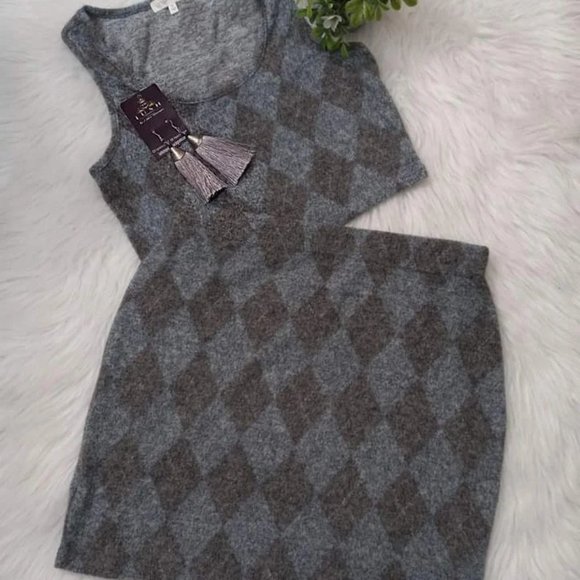 DIAMOND SET - Picture 2 of 2